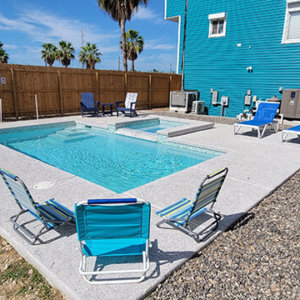Pool House by Beach *Remodeled * BBQ (Blue Heron Bungalow)