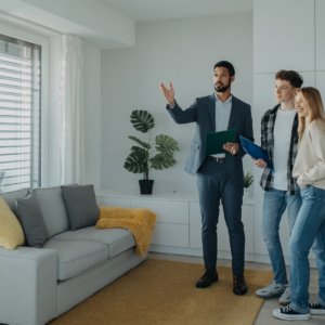 5 Key Questions to Ask Before Working with a Property Manager